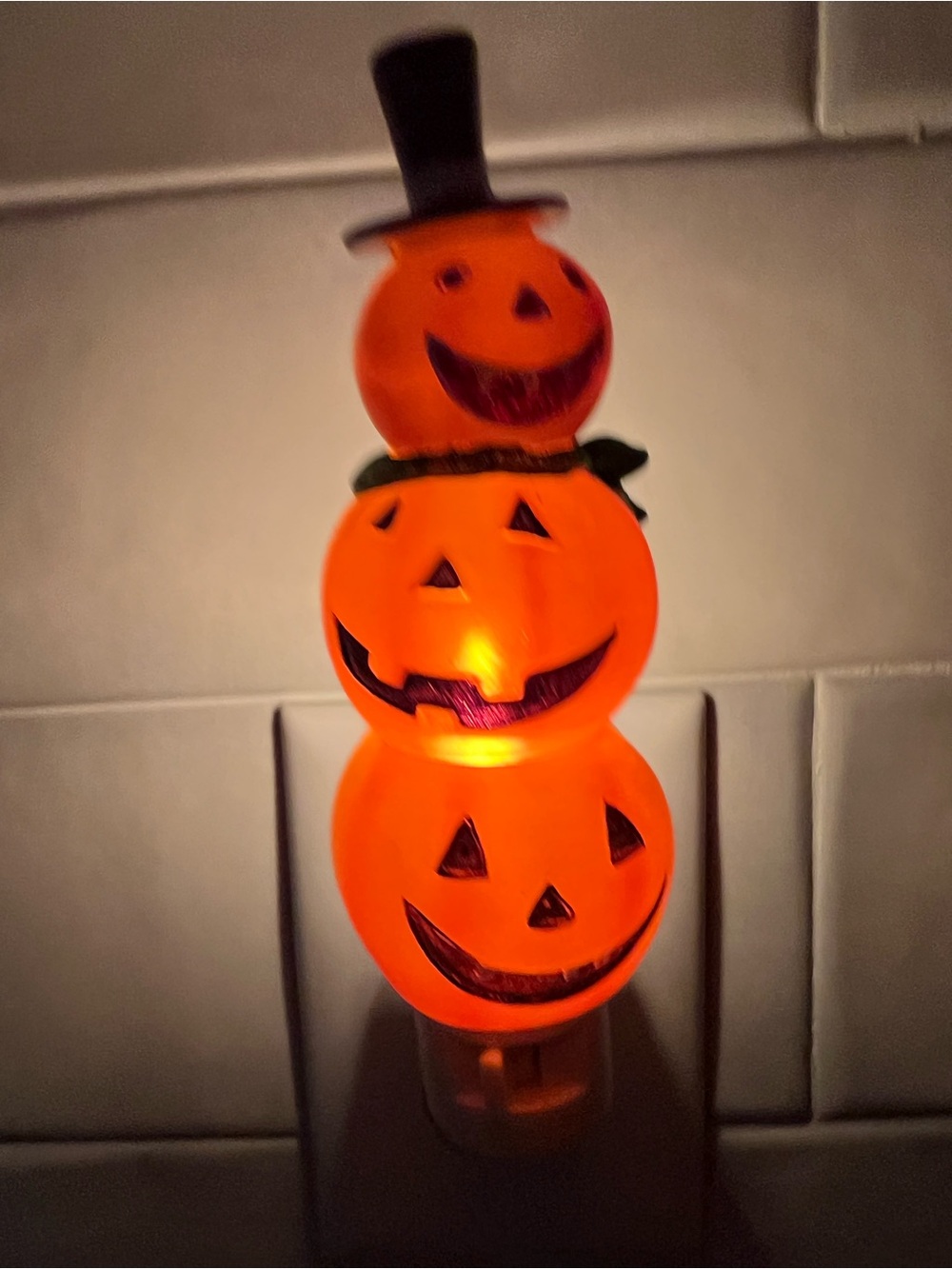 Orange Triple Jack-O'-Lantern Night Light - Halloween Pumpkins